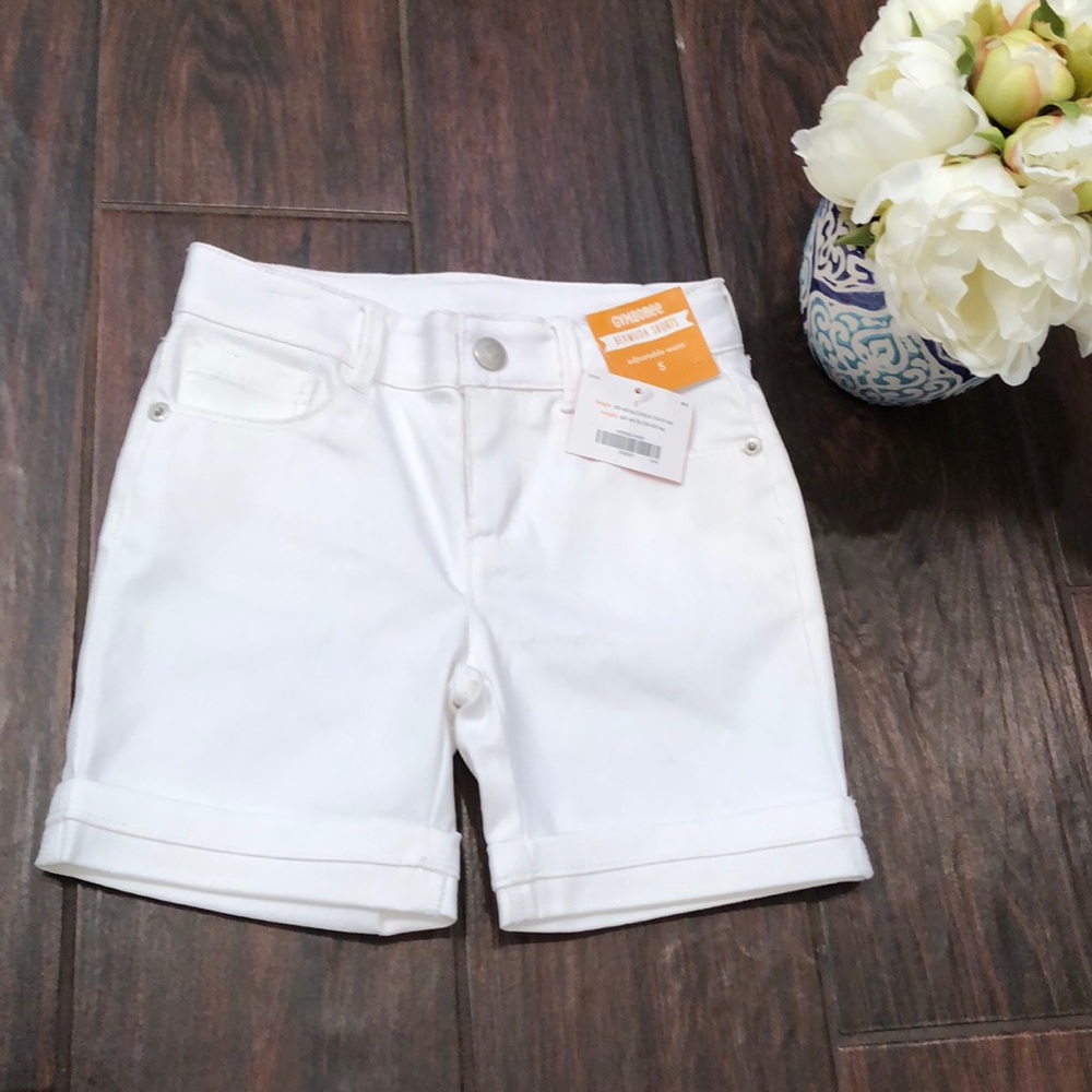 NEW WITH TAGS GYMBOREE GIRLS WHITE BERMUDA SHORTS
